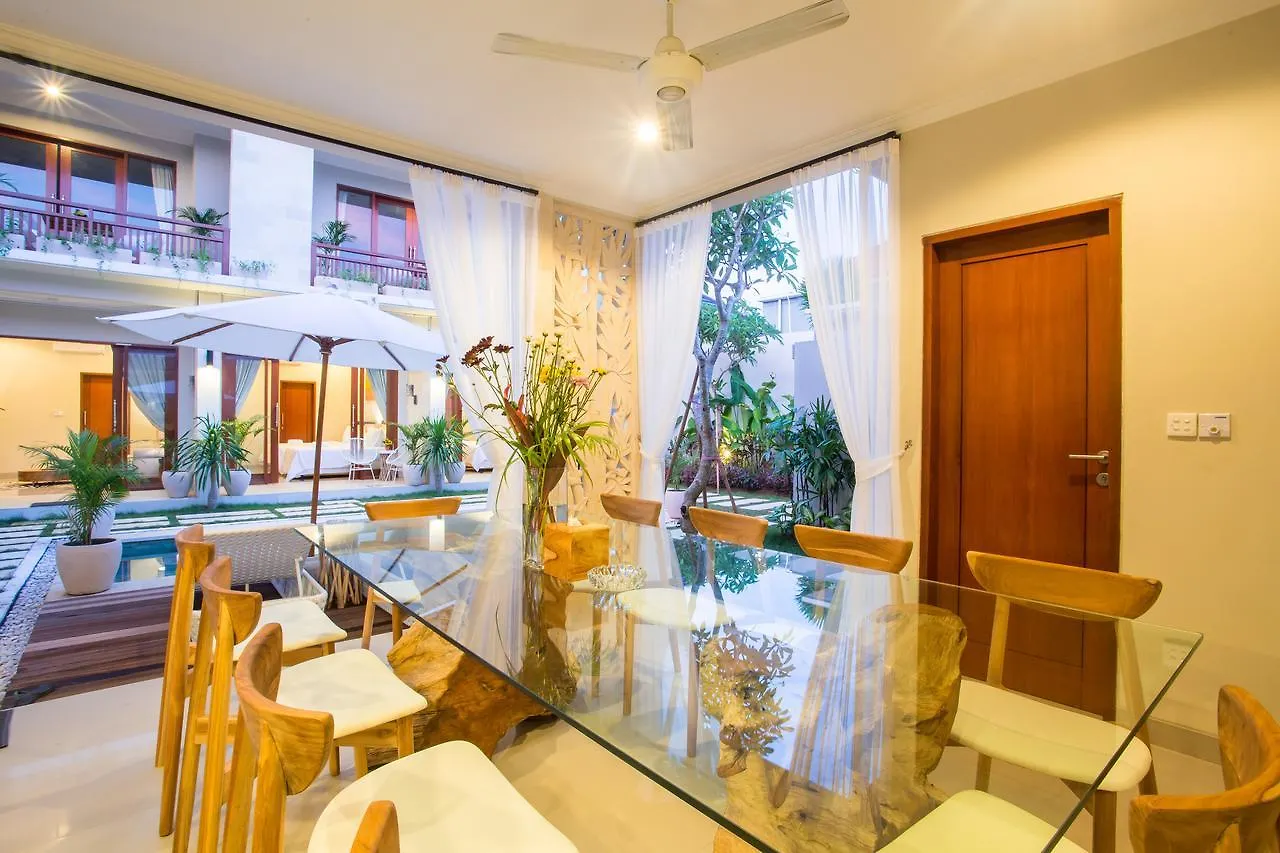 Casa Daha Villa Seminyak  Seminyak (Bali)